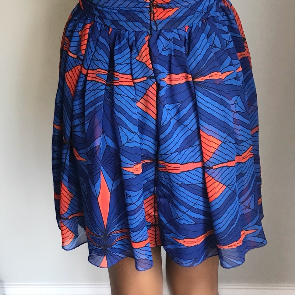 Dress - Picture 4 of 6